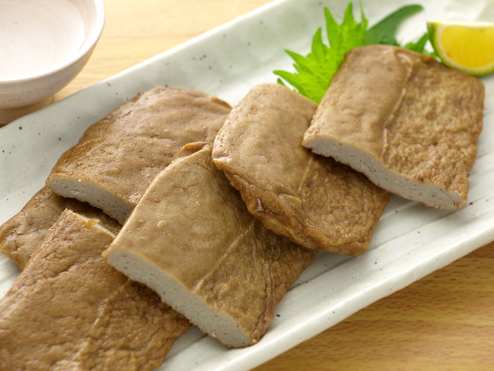 骨ごとすりつぶした独特の食感が残るじゃこ天